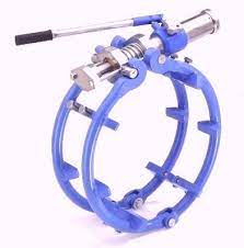 Hydraulische cilinder t.b.v. hydraulische pijpklem